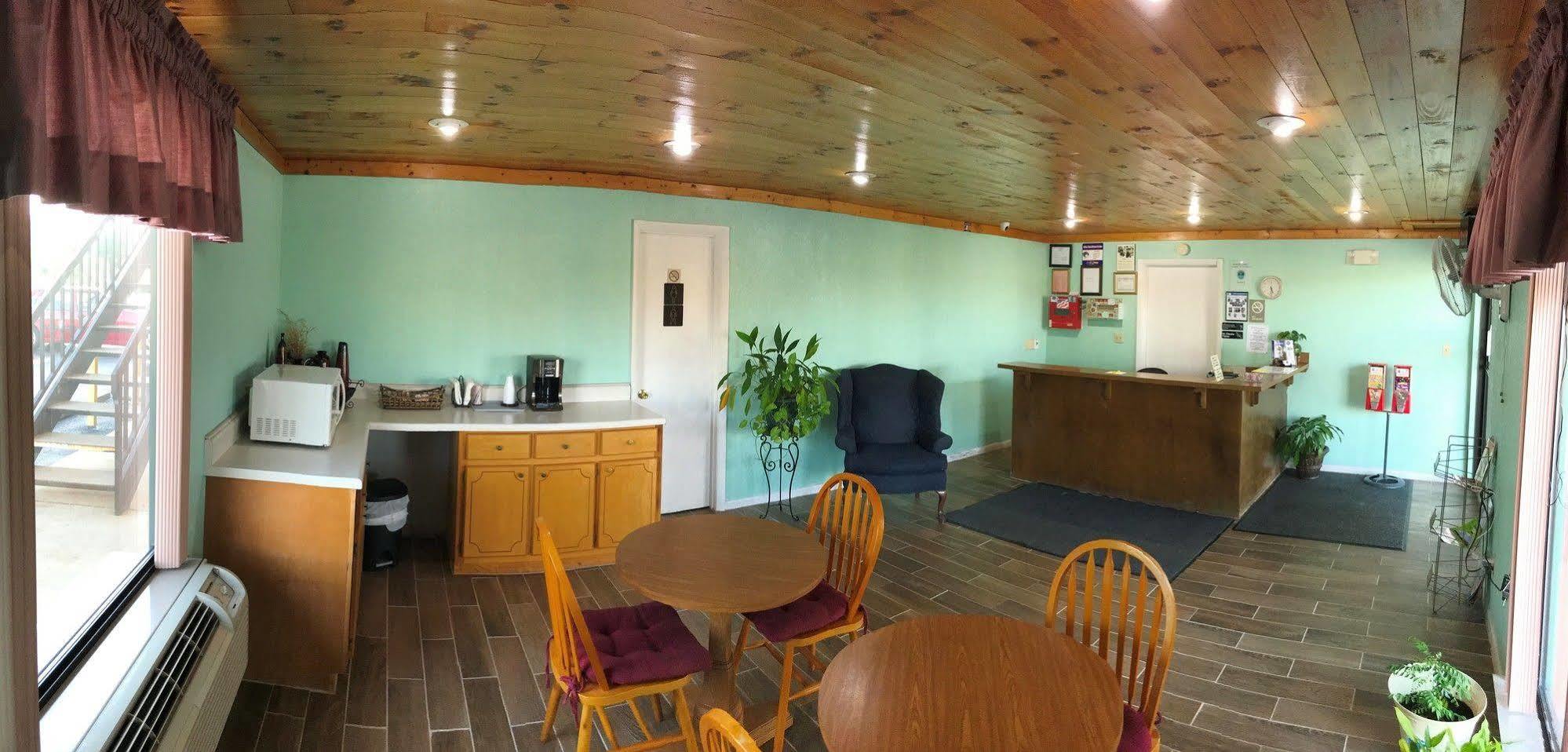 Motor Inns Of America Madisonville Eksteriør billede
